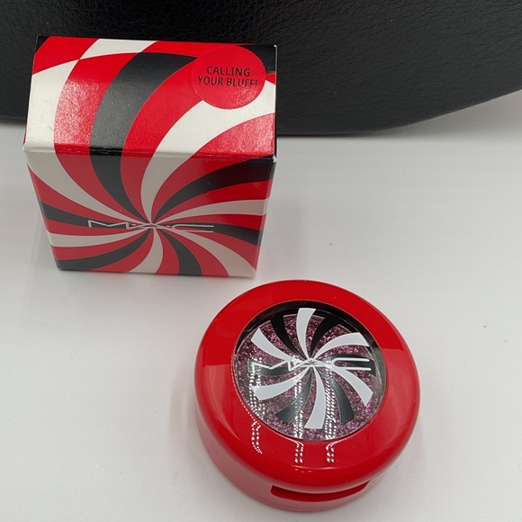 MAC Cosmetics Shadeshifter Duochrome Eyeshadow in Calling Your Bluff! - BNIB - Picture 13 of 16